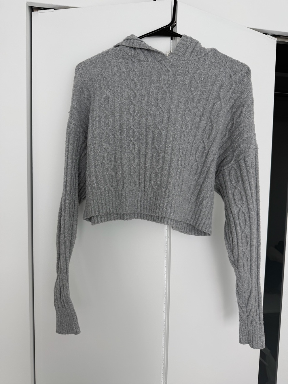 Alo Yoga Gray Cable-Knit Cropped Hoodie Sweater